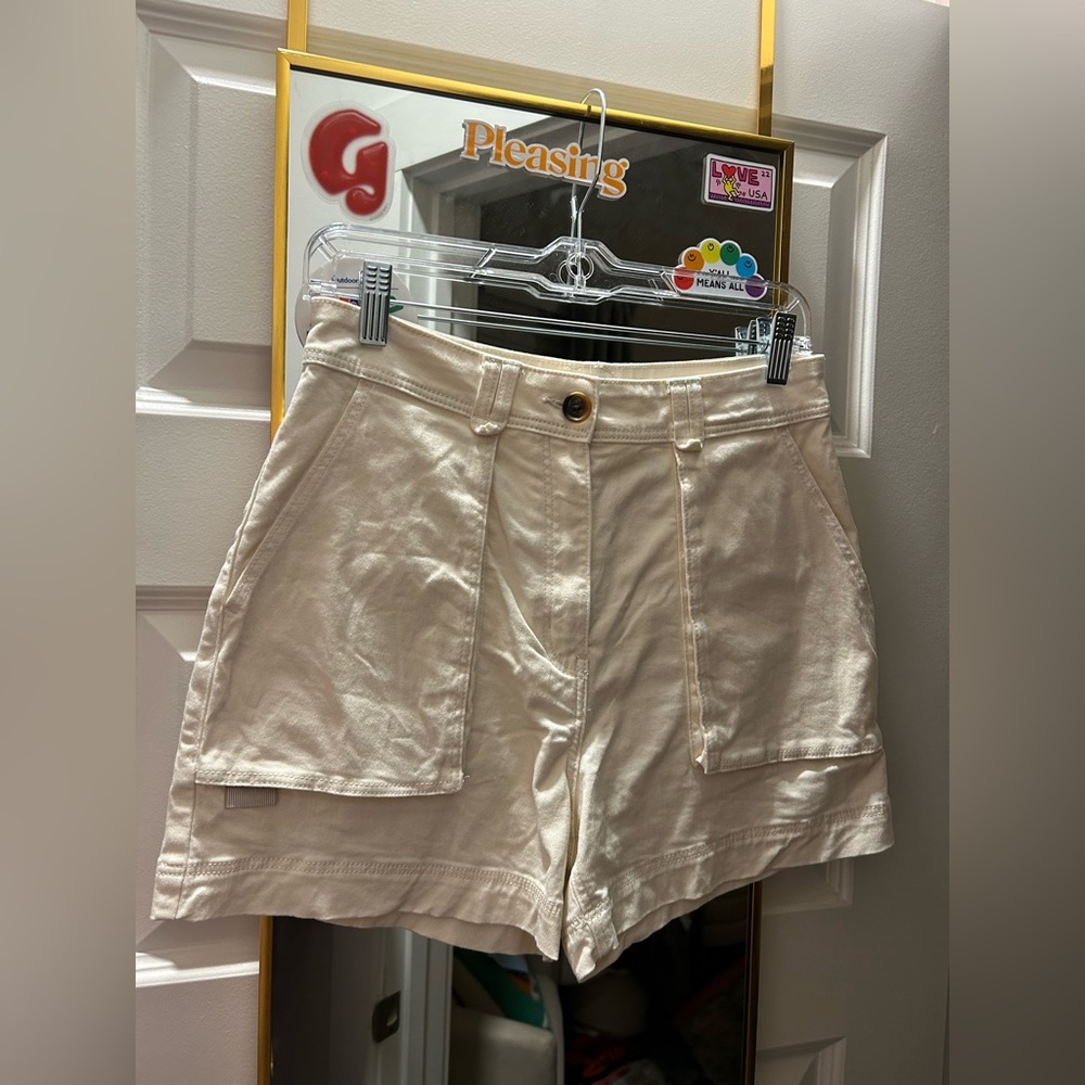 Beige H&M Shorts